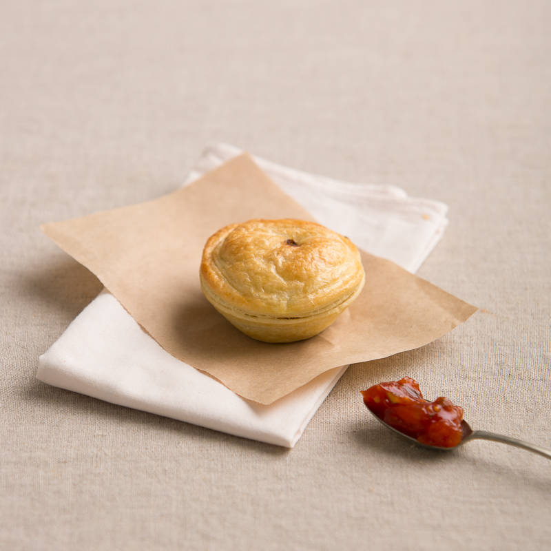 CLASSIC BEEF PIES 180G X 16