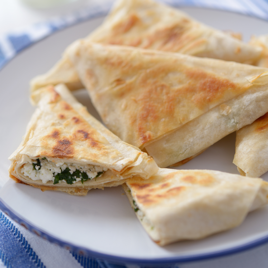 SPINACH & CHEESE TRIANGLES X 50